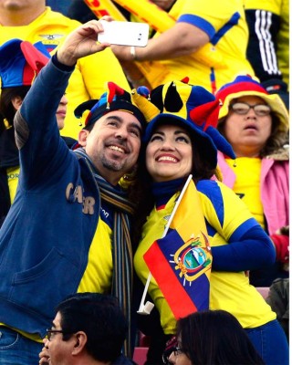 Aficionados le ponen sabor en la Copa América 2015
