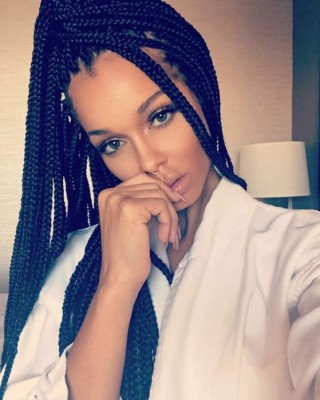 Guerra salvaje: Los insultos entre las mujeres de Mahrez y Sané del Manchester City por una supuesta infidelidad