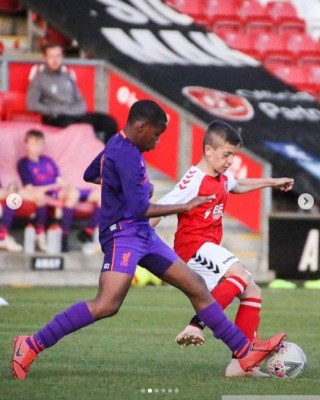 Así es la vida del hondureño Keyrol Figueroa en la academia del Liverpool