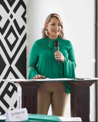 Las lindas aficionadas del Real España y Marathón que calientan el clásico sampedrano