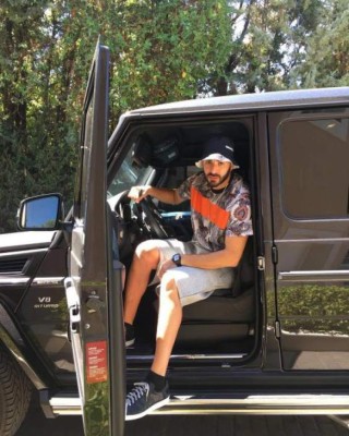 Tiene uno nuevo: La lujosa colección de autos que tiene Karim Benzema, crack del Real Madrid