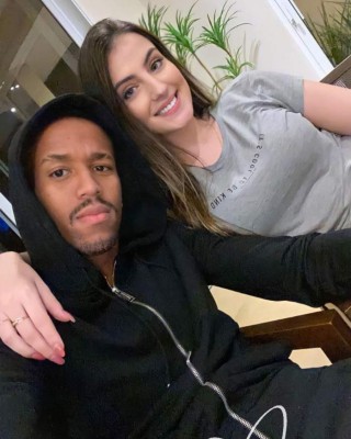 ¡Qué muñeca! Así es la preciosa modelo y ex de Neymar que conquistó a figura del Real Madrid