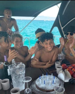 David Suazo, Quioto, Elis y otros... La vida con ciertos lujos de los hondureños