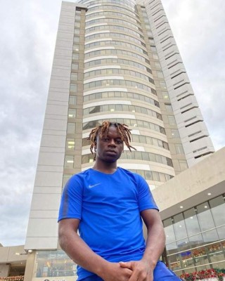 La Taflo, el comediante hondureño que confundieron con jugador de Olimpia ¡Hasta medalla recibió!