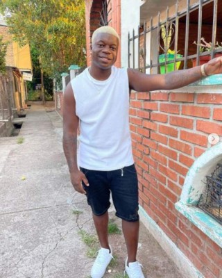 La historia detrás de 'La Taflo', el 'talismán' y comediante que volvió a celebrar otro título con el Olimpia