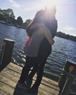 Conocé a Pamela Hernández, la bella novia del delantero de Marathón y la Selección, Diego Reyes