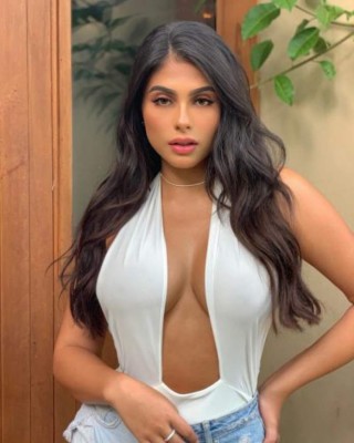 ¿Amanda Trivizas o Kylie Jenner? Ella es la chica de la foto con Jonathan dos Santos en su cama