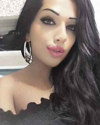 Sigue el escándalo: Aparecen fotos de Icardi junto a una escort transexual; publicó los chats