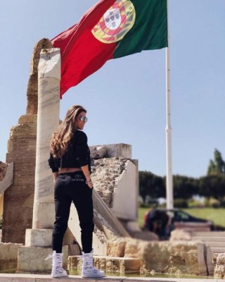 Daniela Basso, la espectacular pareja del mexicano Raúl Jiménez