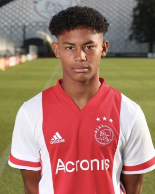 Otra tragedia en el Ajax: Así era Noah Gesser, la promesa de club que murió junto a su hermano