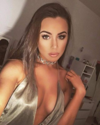 ¡De infarto! Courtois y su espectacular novia de apenas 18 años