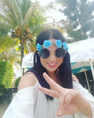 Guapa presentadora de TV hondureña sufre aparatoso accidente de tránsito