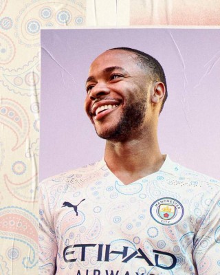 'Parece una pijama': Críticas por la nueva camiseta del Manchester City; ¿Le gustará a Messi?