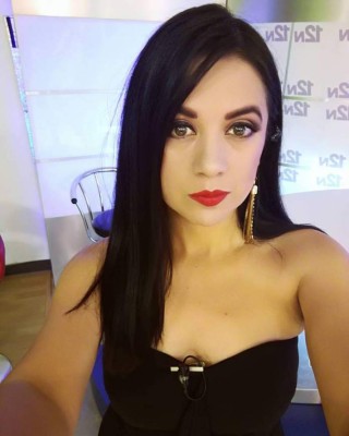 Guapa presentadora de TV hondureña sufre aparatoso accidente de tránsito