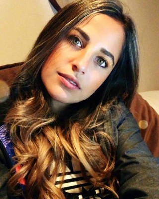 Lina Arciniegas, la hermosa compañera de equipo de la tica Melissa Herrera