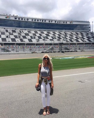 Bella futbolista canadiense Kaylyn Kyle se niega a viajar a los Juegos Olímpicos