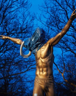 No paran: La estatua de Ibrahimovic sufre nuevo vandalismo y esta vez le cortan la nariz &nbsp;&nbsp;