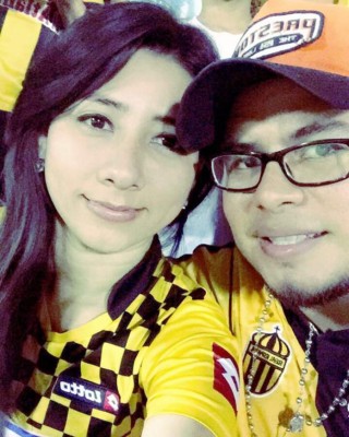 FOTOS: Así festejaron la Copa 12 las guapas aficionadas de Real España