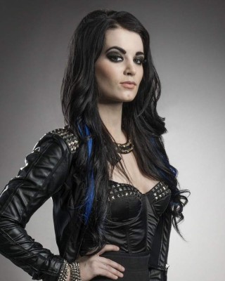 Paige, la bella luchadora de la WWE que le filtraron fotografías íntimas