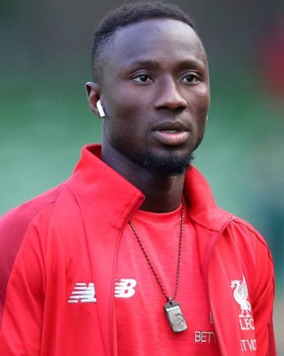 Una mujer británica acusa de agresión sexual a crack del Liverpool: ''Todos se fueron y me dejaron sola con él''