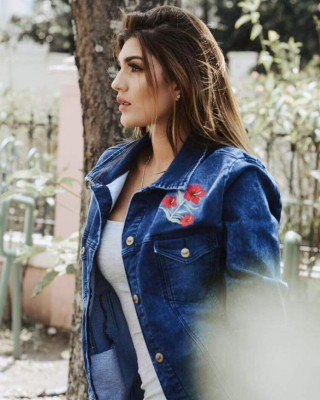 Sharon Segura, la modelo y presentadora tica, amante de su selección