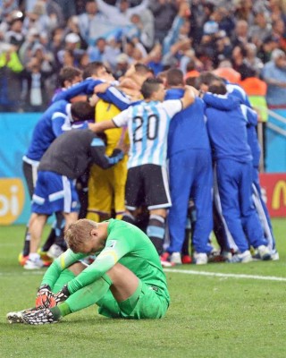 Argentina finalista: ganó 4-2 a Holanda en los penales.