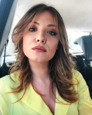 ¡Hermosa! Alice Arlanch la hermosa madrina del Giro y aficionada al Milán