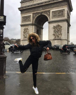 Chicharito deja la soltería y estrena romance con Camila Sodi