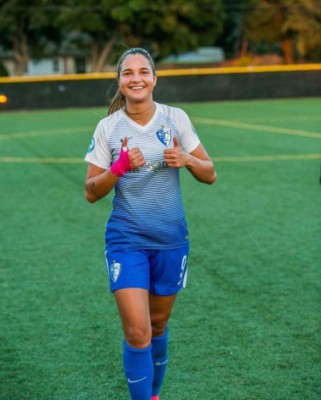 Conocé a Deyna, la hermosa venezolana nominada al premio The Best