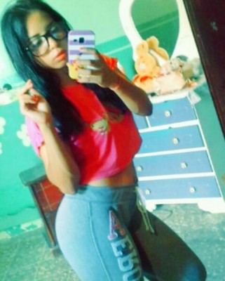 Mallely Dueñas: La sexy futbolista hondureña que es una ruda zaguera