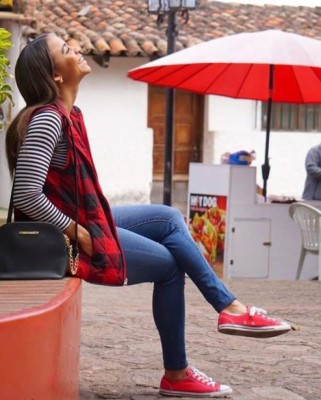 April Rollins, la radiante doctora y chica fit hondureña: 'Me encantan los futbolistas'