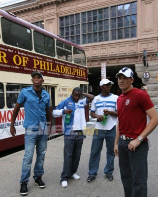 Las fotos inéditas de Georgie Welcome: El agarrón con 'Muma', su gol en el Azteca y el día que fue militar