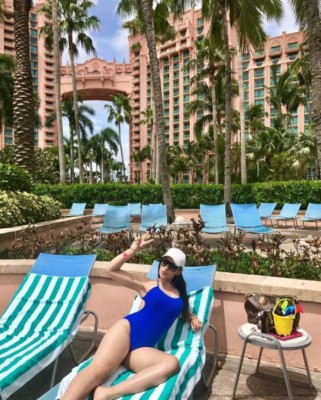 Las vacaciones en Dubái de Virginia Varela, la bella esposa de Emilio Izaguirre