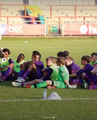 Así es la vida del hondureño Keyrol Figueroa en la academia del Liverpool