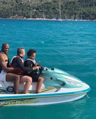 ¡De lujo! Las vacaciones del hondureño David Suazo en familia en la isla de Cerdeña