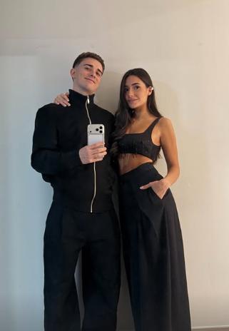 Vinicius con su hermosa novia: así recibieron el 2026 los cracks y Dembélé presume sus títulos