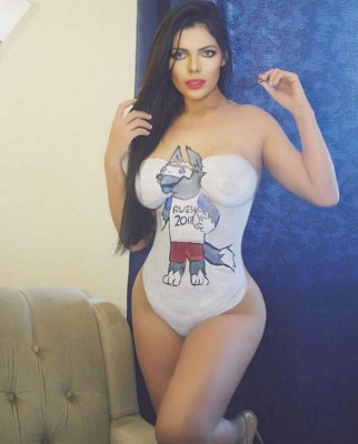 ¡LO VOLVIÓ A HACER! Miss Bum Bum se desnuda por los 500 goles de Messi