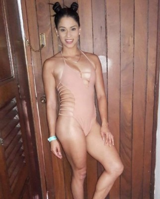 Ana Miranda, la guapísima futbolista que levanta suspiros en El Salvador