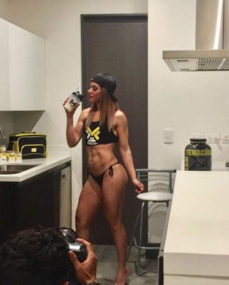 Floresita Flores, la hermosa fitness mexicana aficionada del Tigres