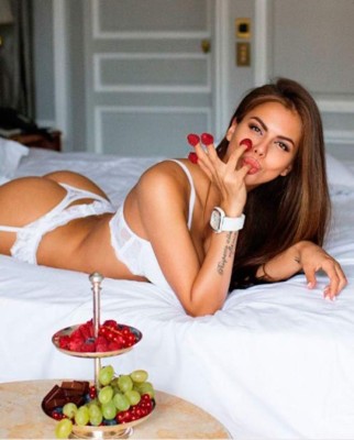 FOTOS: La exuberante rusa que fue relacionada con el piloto Fernando Alonso