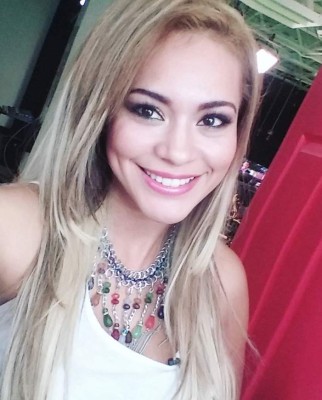 Kimberly Shiham, la bellísima chica del tiempo de Azteca Honduras que eleva la temperatura