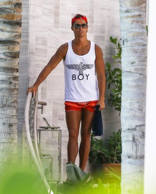 Las excéntricas vacaciones de Cristiano Ronaldo y sus amigos