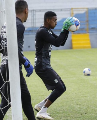 ¡Con todo! El 11 con el Marathón saldría a la batalla ante Forge FC por el boleto a Liga de Campeones