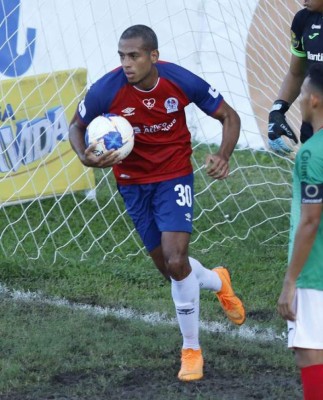 ¡Dos cambios de última hora! El 11 del Olimpia para enfrentar al Real España del 'Potro' Gutiérrez