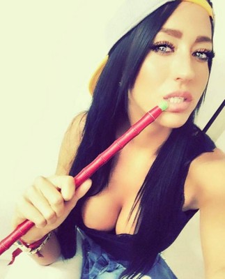 Las mejores fotos de la explosiva novia de Jesé, futbolista del PSG