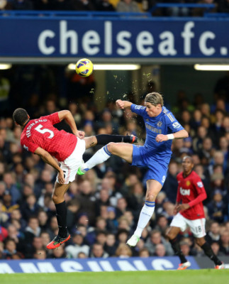 Manchester United le quita el invicto al Chelsea