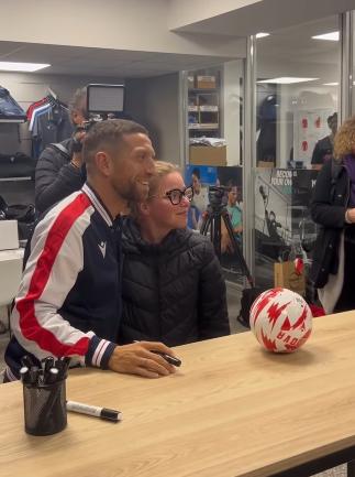 Se acabó la pesadilla: 'Papu' Gómez vuelve a las canchas tras dos años y firma con el club menos pensado