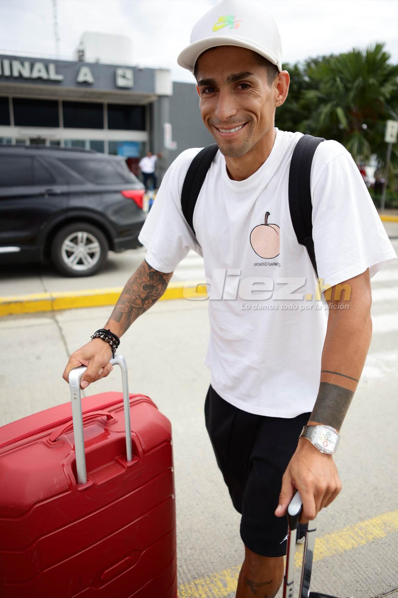 Juan Vieyra arrived restricted to issuing words to the media as he was already a Real España player.  PHOTO: Yoseph Amaya