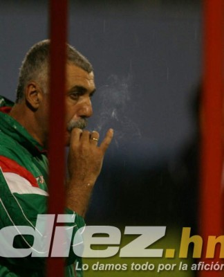 Las 15 fotos de Keosseián, el 'Freddie Mercury' que lleva el ADN verdolaga