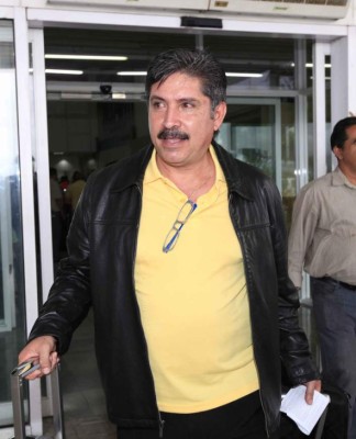 13 buenos técnicos sin trabajo que perfectamente pueden dirigir a Olimpia